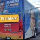 "El fifibús", una de las incontables imágenes que circulan en redes sociales.