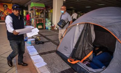 Trabajadores de la UAS