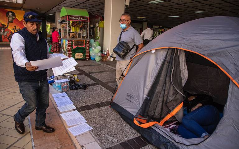 Trabajadores de la UAS