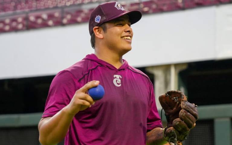 Tomateros regresan a Culiacán después de su gira por Estados Unidos